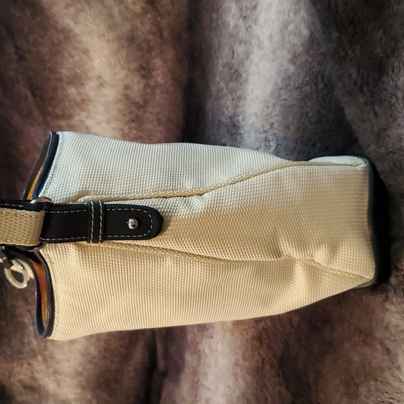 THE SAK Handbag. - Picture 2 of 6